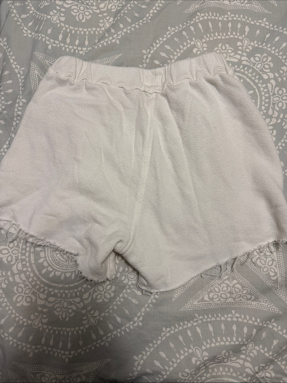 MOTHER White Cotton Shorts with Colorful Mushroom & '88' Embroidery - Picture 2 of 2